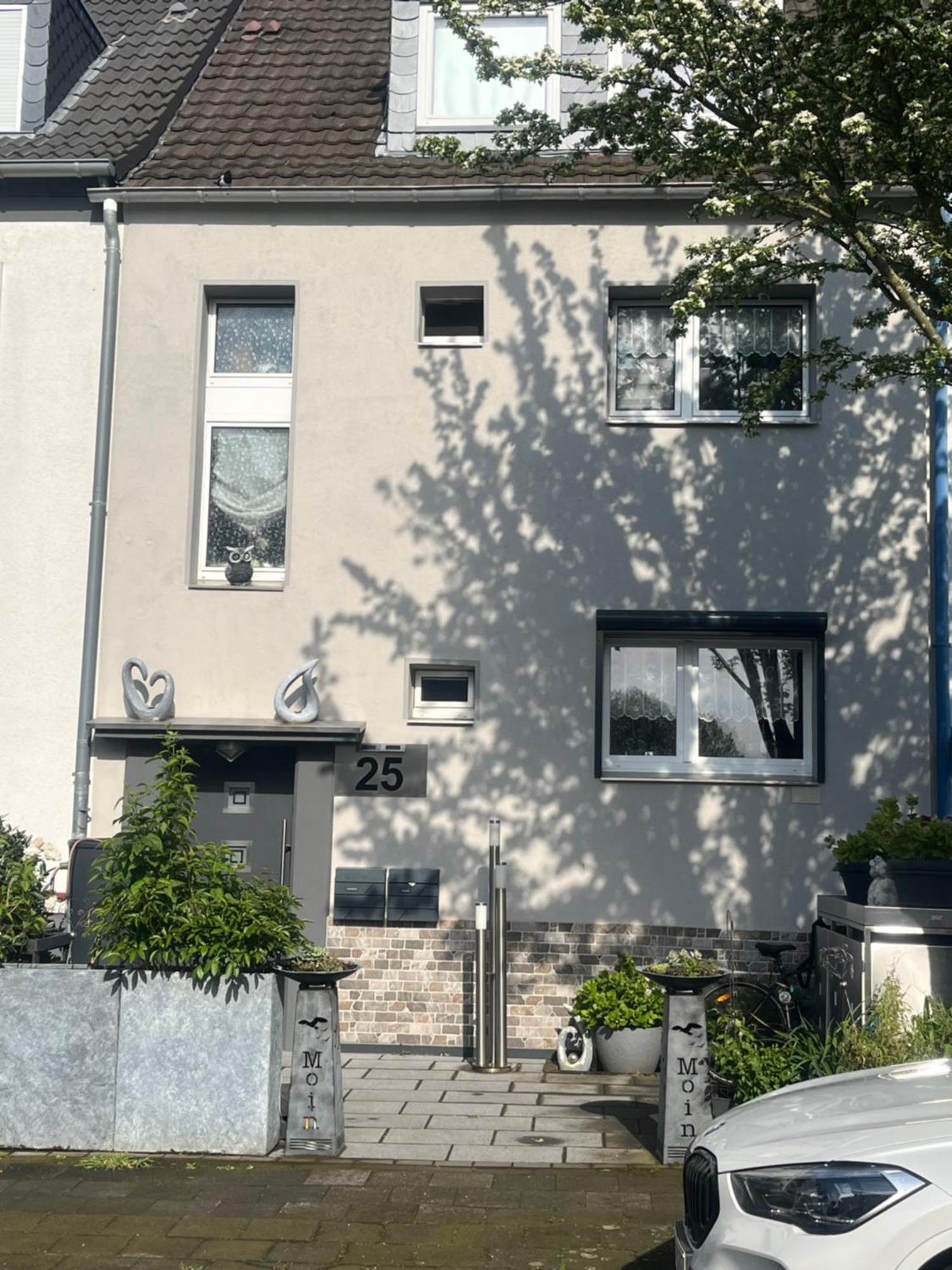 Gaestezimmer In Ratingen Bei Duesseldorf Mit Einem Hauch Luxus Exteriör bild